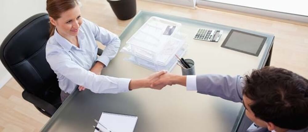 Claves para negociar salarios y prestaciones en entrevistas de trabajo