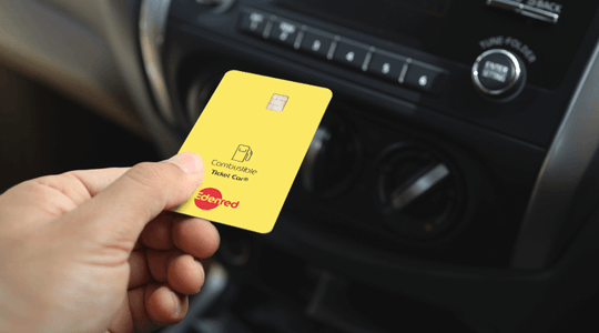 ¿Hay restricciones de uso para los vales de gasolina?