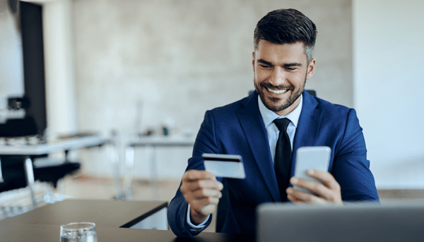 beneficios-clave-de-las-tarjetas-empresariales-en-el-cierre-anual