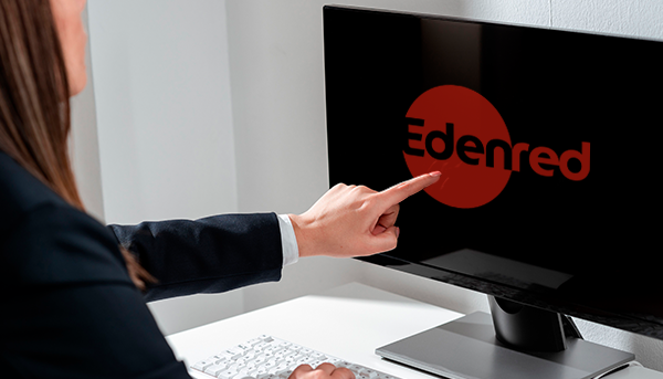 aprovechar la tecnologia para mejorar la experiencia de los colaboradores