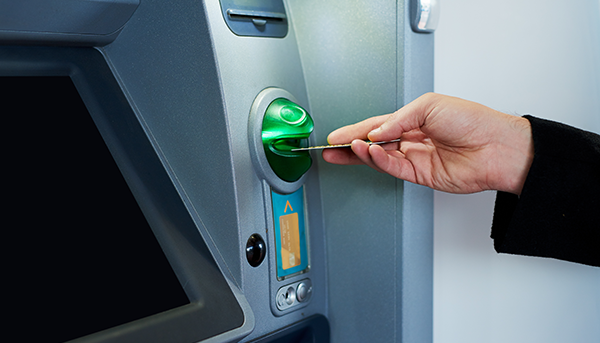 puedo-retirar-saldo-de-mi-tarjeta-de-vales-de-despensa-en-efectivo