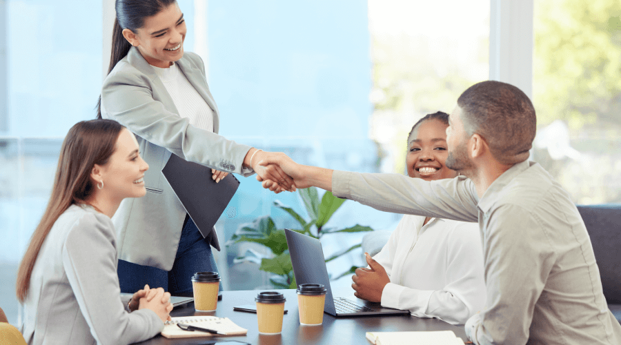 mejora la moral y retencion de empleados