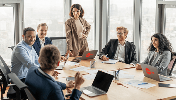 liderazgo-solido-el-motor-del-exito-de-tu-equipo