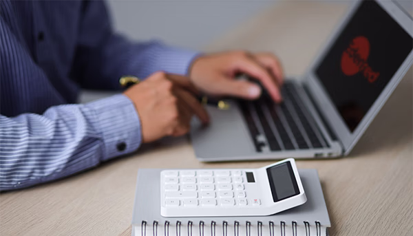 monitorea-los-gastos